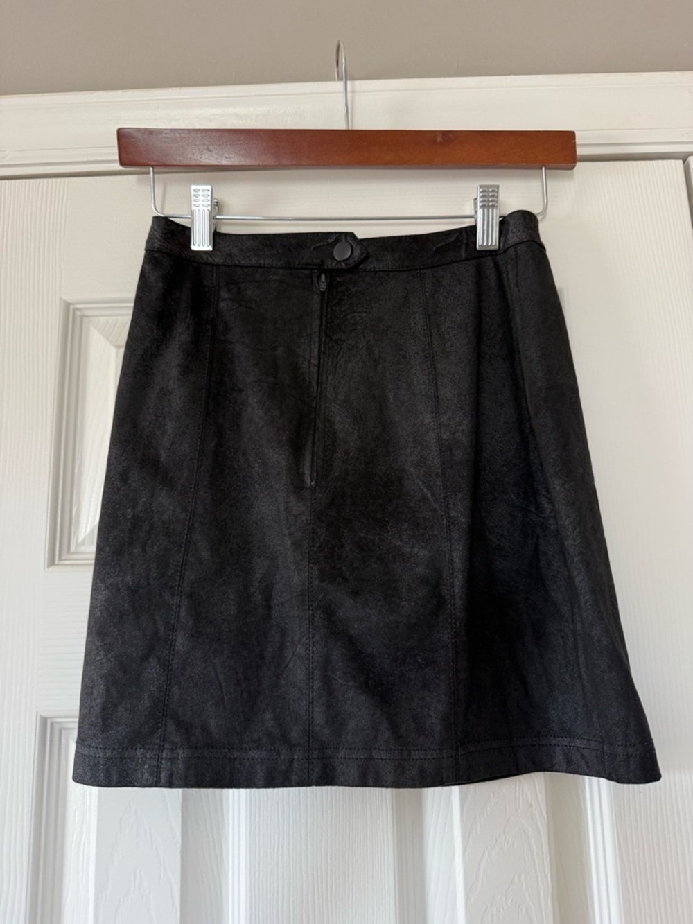 Free People Rumi Ruched Black Faux Leather Mini Skirt Size XS - Picture 5 of 10
